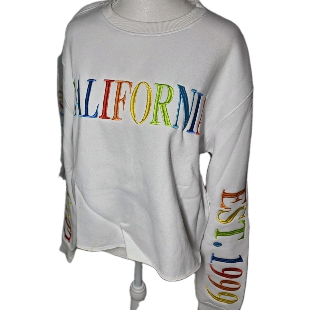 LEGOLAND California Rainbow Embroidered Cropped Sweatshirt Women's M 2022 - Picture 2 of 12